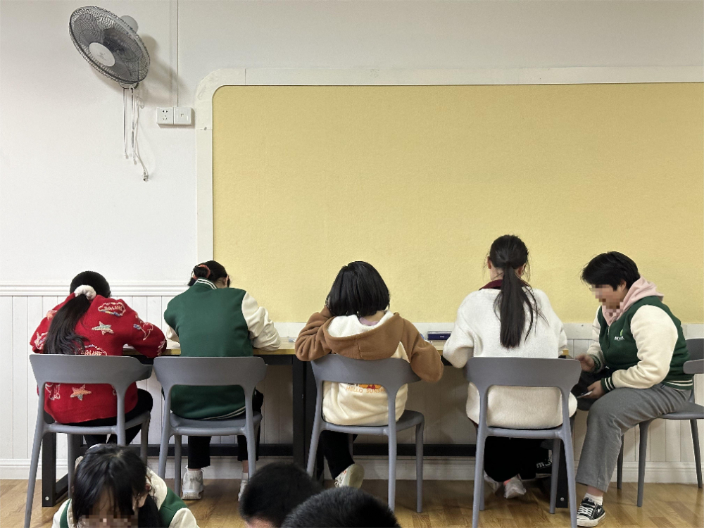 广州青少年叛逆管教学校：一位父亲的希望破灭与重燃